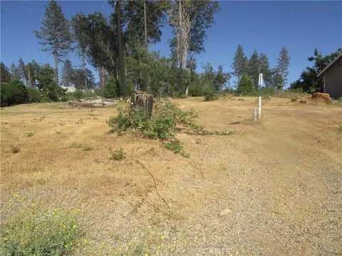 1323 Taylor Ln, Paradise, CA 95969