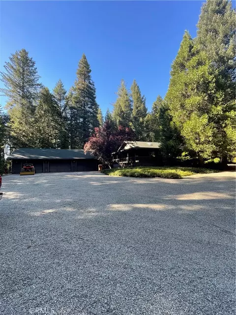 6735 Lakefront Dr, Magalia, CA 95954