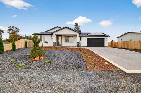 5724 Pearl Dr, Paradise, CA 95969