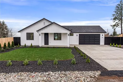 5703 Paradise Ave, Paradise, CA 95969