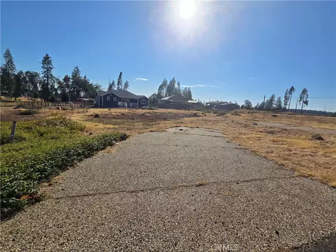 6366 Glendale Ct, Magalia, CA 95954