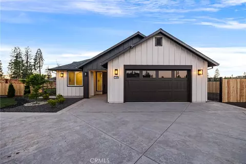 814 Camellia Dr, Paradise, CA 95969