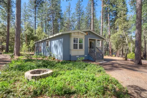 14565 Coutolenc Rd, Magalia, CA 95954