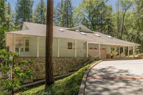 36 Lodge Ct, Magalia, CA 95954