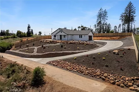 5693 Feather River Pl, Paradise, CA 95969