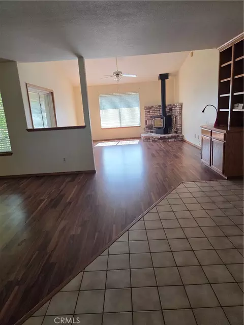 Living - 515 Kaer, Red Bluff, CA 96080 photo 1 of 2