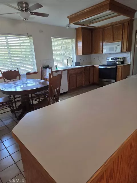 Kitchen - 515 Kaer, Red Bluff, CA 96080 photo 1 of 3