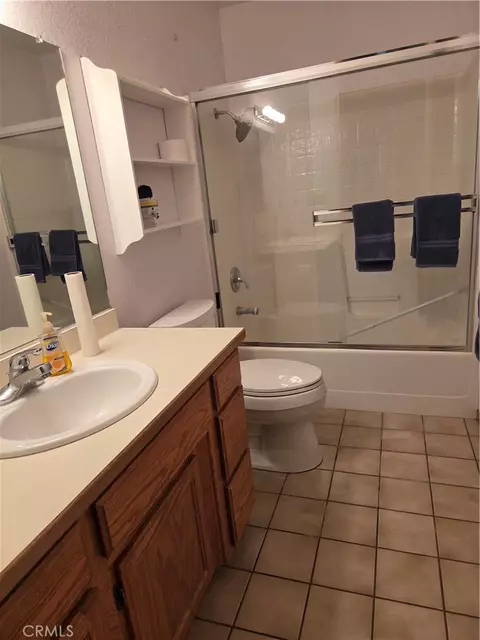 Bath - 515 Kaer, Red Bluff, CA 96080 photo 1 of 1