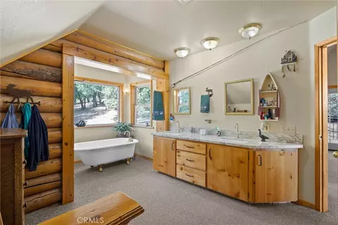 Bath - 4592 Wendlis Rd, Forest Ranch, CA 95942 photo 2 of 5