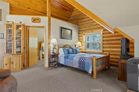 Bedroom - 4592 Wendlis Rd, Forest Ranch, CA 95942 photo 3 of 4