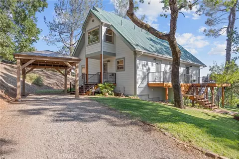 4592 Wendlis Rd, Forest Ranch, CA 95942