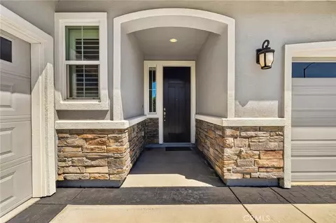 Entry Way - 3314 Rogue Riv, Chico, CA 95973 photo 4 of 4