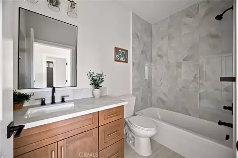 Bath - 5442 S Libby Rd, Paradise, CA 95969 photo 2 of 2