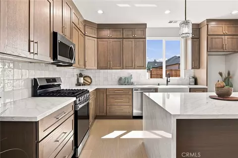 Kitchen - 5442 S Libby Rd, Paradise, CA 95969 photo 2 of 4