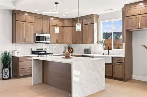 Kitchen - 5442 S Libby Rd, Paradise, CA 95969 photo 1 of 4