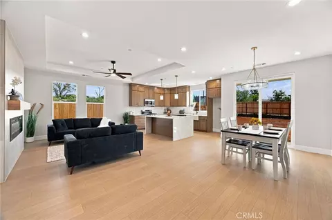 Living - 5442 S Libby Rd, Paradise, CA 95969 photo 1 of 1