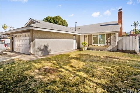 1542 Webster St, Redlands, CA 92374 photo 1