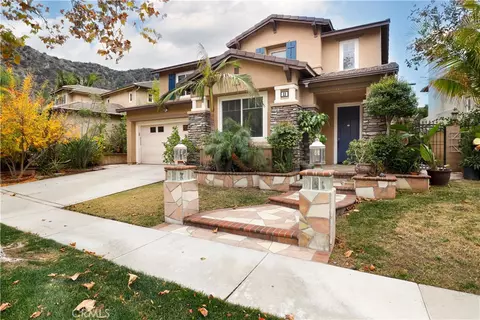 33 Sandstone Way, Azusa, CA 91702