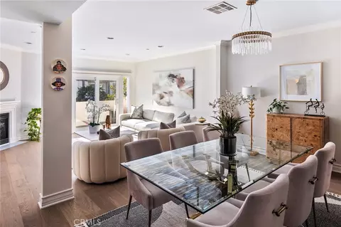 118 S Clark Dr #202, West Hollywood, CA 90048