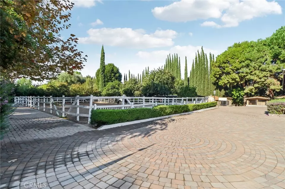  2621 Steeplechase Ln, Diamond Bar, CA 91765 photo 3