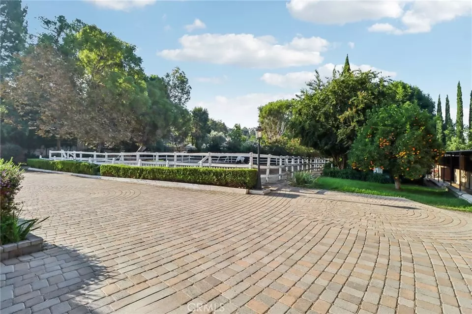  2621 Steeplechase Ln, Diamond Bar, CA 91765 photo 4