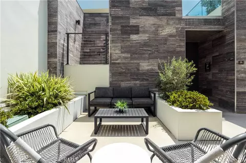 380 Cordova St #403, Pasadena, CA 91101