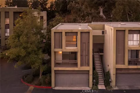 809 Temple Ter, Los Angeles, CA 90042
