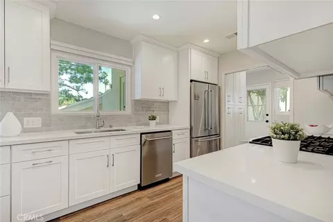 341 Cumberland Rd, Glendale, CA 91202