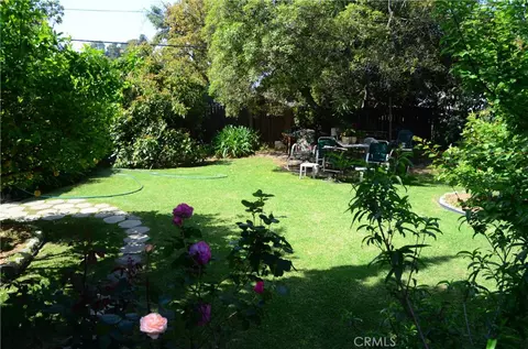 36 Silver Spruce Ln, Altadena, CA 91001