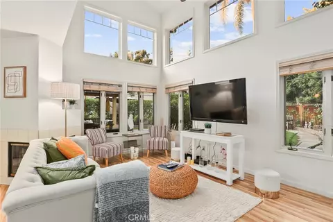 1163 Crowne Dr, Pasadena, CA 91107