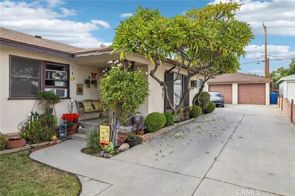 Exterior - 13701 Russell, Whittier, CA 90602 photo 2 of 5