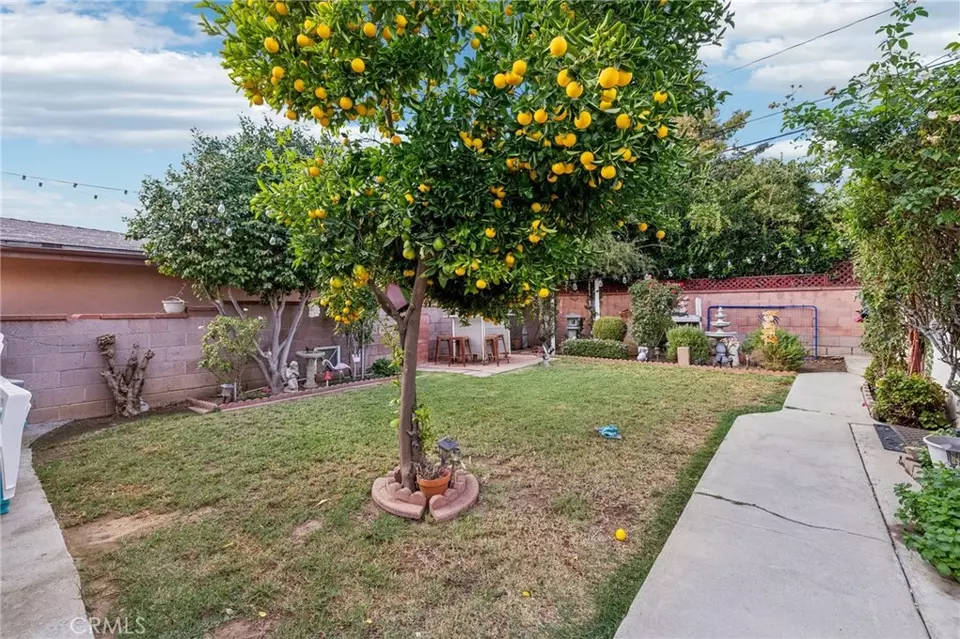 Exterior - 13701 Russell, Whittier, CA 90602 photo 4 of 5