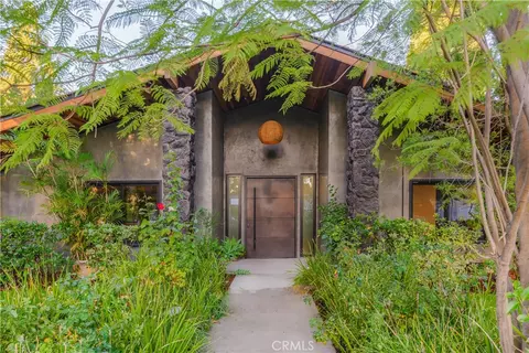 9701 Bothwell Rd, Northridge, CA 91324