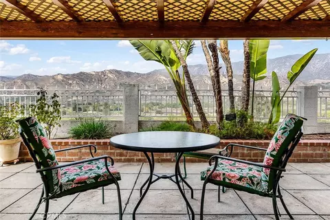9071 Riderwood Dr, Sunland, CA 91040