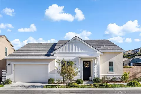 25102 Citron Ln, Canyon Country, CA 91387