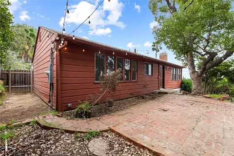 1116 Cresthaven Dr, Los Angeles, CA 90042