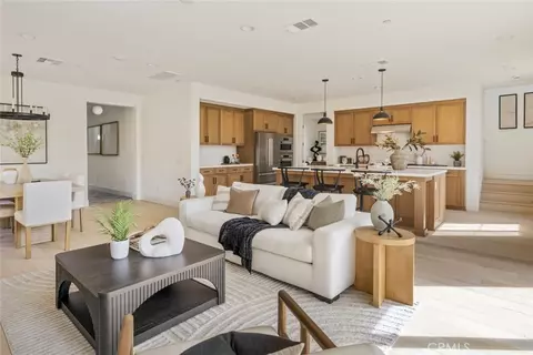 177 E Palm St, Altadena, CA 91001