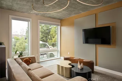 380 Cordova St #105, Pasadena, CA 91101