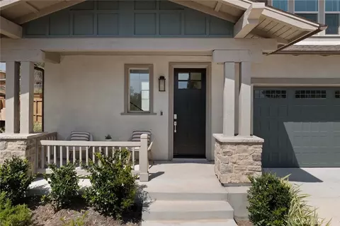 Exterior - 181 E Palm St E, Altadena, CA 91001 photo 2 of 2