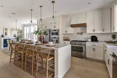 Kitchen - 181 E Palm St E, Altadena, CA 91001 photo 1 of 3