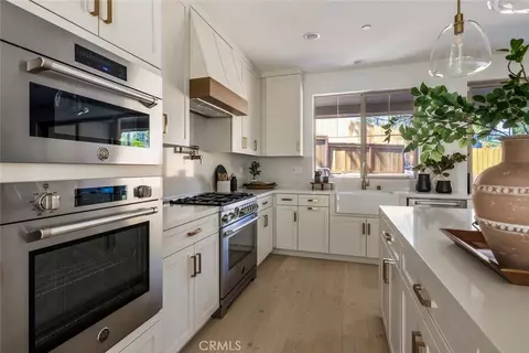 Kitchen - 181 E Palm St E, Altadena, CA 91001 photo 3 of 3