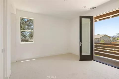 Bedroom - 187 E Palm St E, Altadena, CA 91001 photo 4 of 5