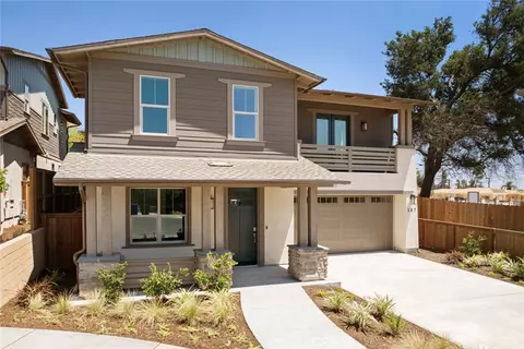187 E Palm St E, Altadena, CA 91001