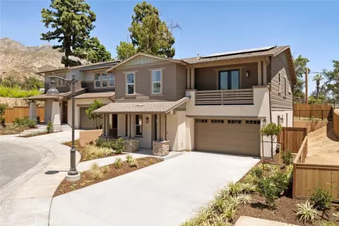 Exterior - 187 E Palm St E, Altadena, CA 91001 photo 2 of 4
