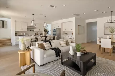 Living - 187 E Palm St E, Altadena, CA 91001 photo 1 of 2