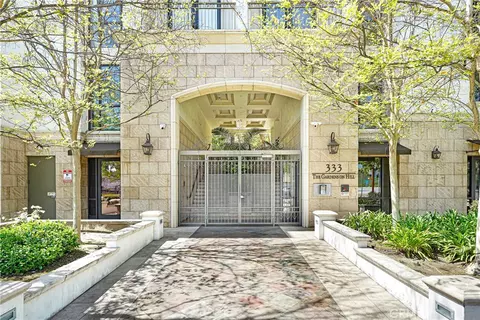 333 N Hill Ave #203, Pasadena, CA 91106