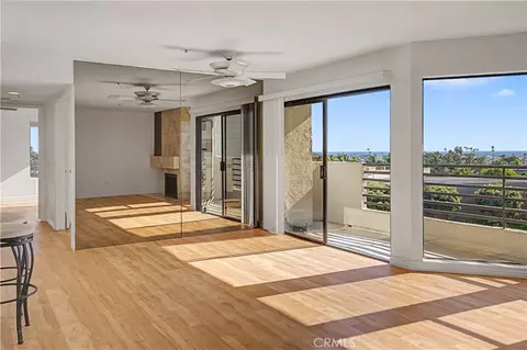 280 Cagney Ln #207, Newport Beach, CA 92663