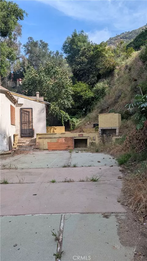 2200 Nichols Cyn, Los Angeles, CA 90046