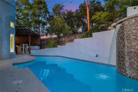 Exterior - 468 Sycamore Gln, Pasadena, CA 91105 photo 20 of 23