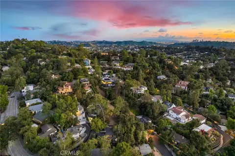 View/Area - 468 Sycamore Gln, Pasadena, CA 91105 photo 10 of 10